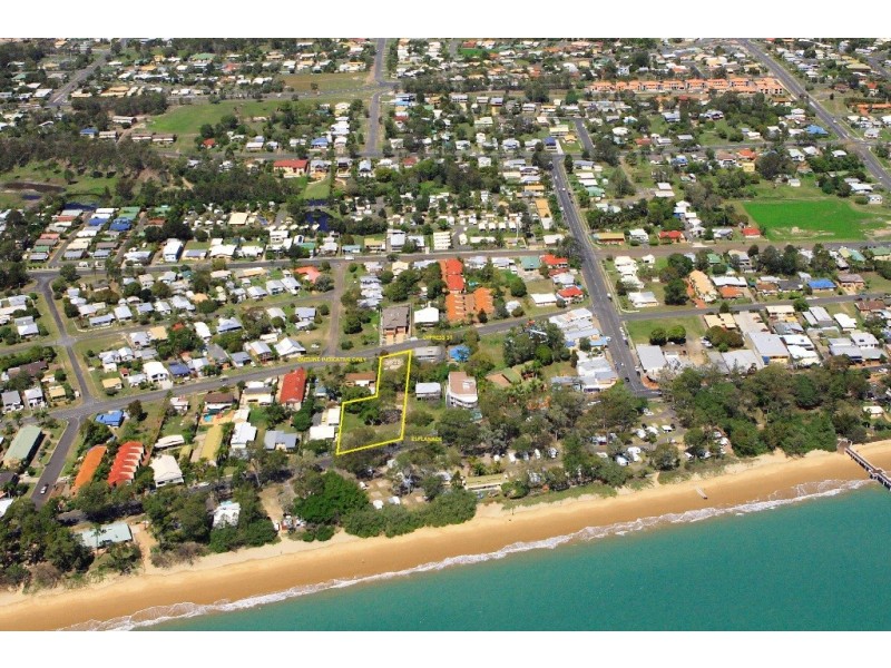 440 Esplanade, Torquay QLD 4655