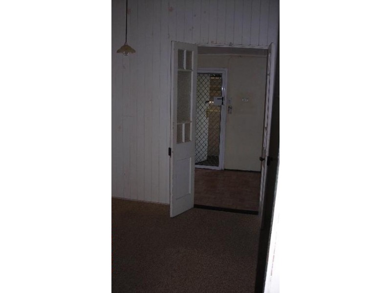 6 HIBISCUS STREET, Urangan QLD 4655