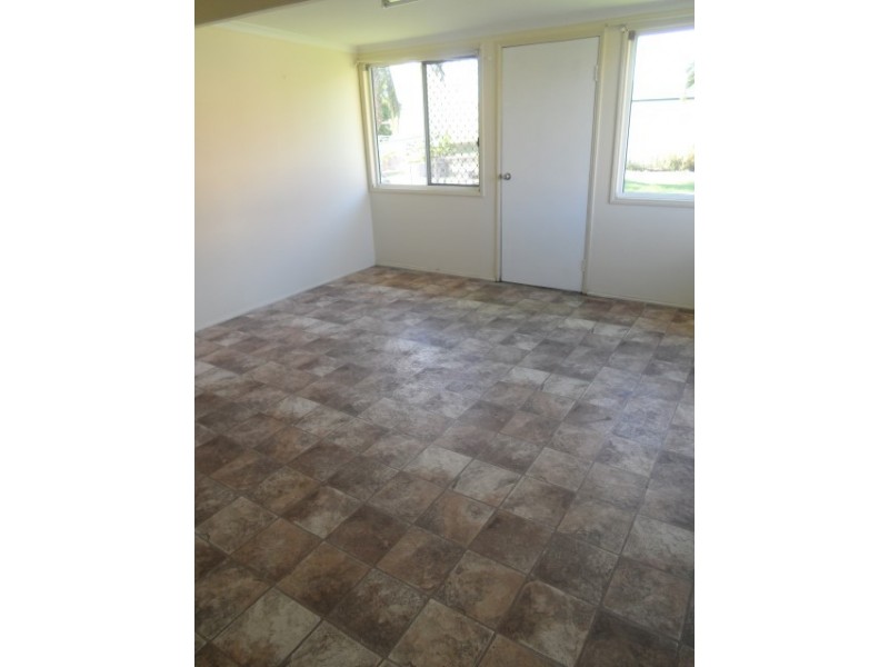 6 HIBISCUS STREET, Urangan QLD 4655