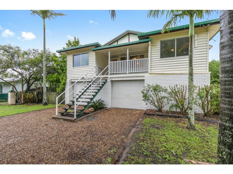 11 Piggford Lane, Nikenbah QLD 4655