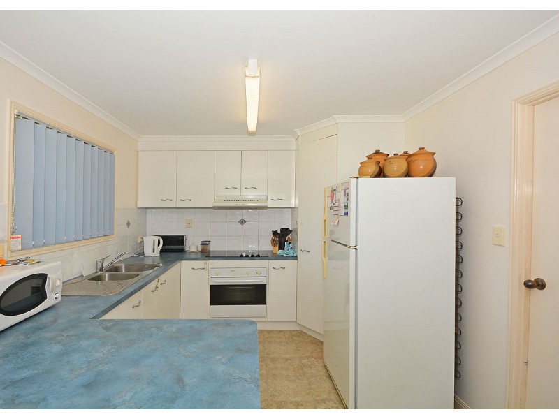 6 Sonder Street, Urangan QLD 4655