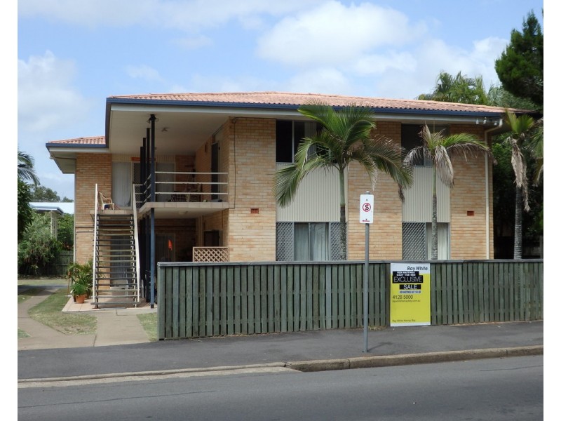 379 Esplanade, Scarness QLD 4655