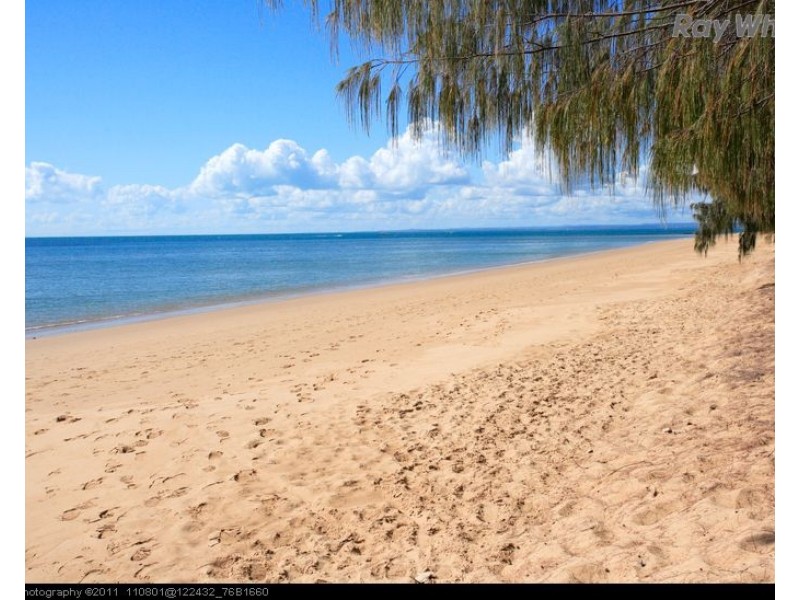 379 Esplanade, Scarness QLD 4655