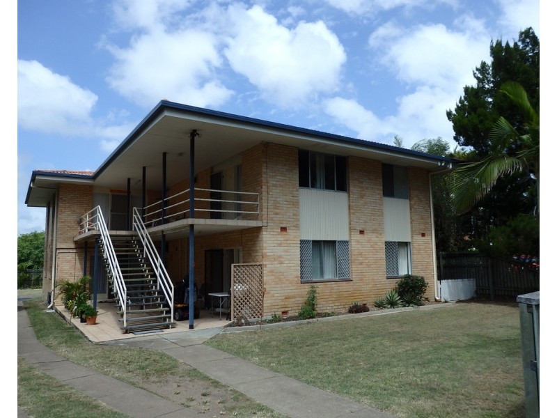 379 Esplanade, Scarness QLD 4655