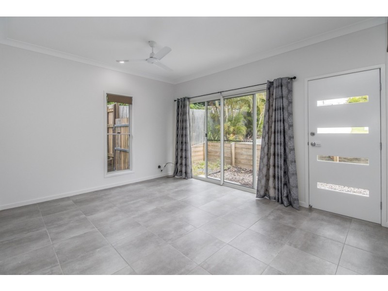 1/60 TOTNESS STREET, Torquay QLD 4655