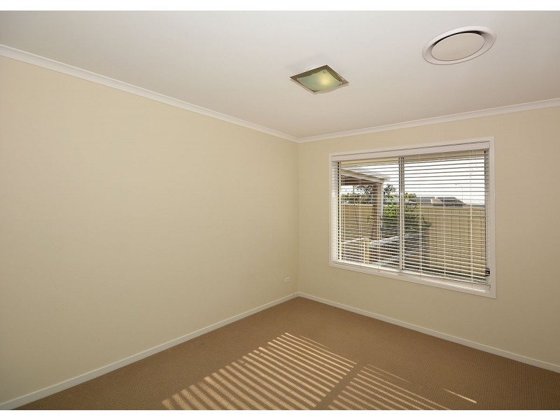 5 Honey Myrtle Close, Burrum Heads QLD 4659