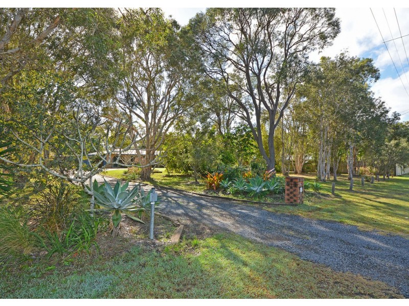 12 Verden Drive, Urangan QLD 4655