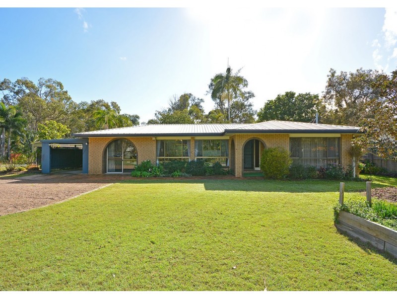 12 Verden Drive, Urangan QLD 4655