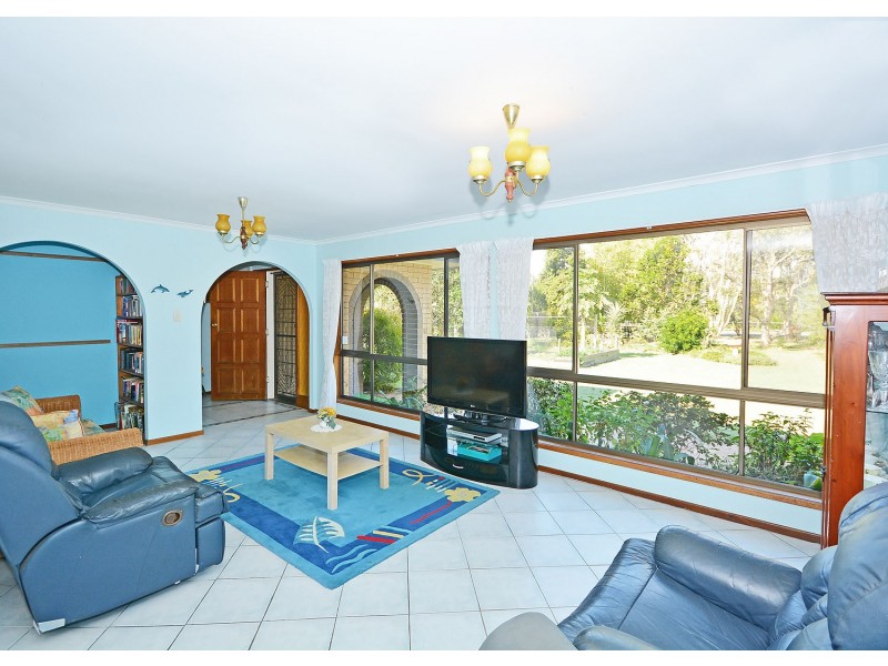 12 Verden Drive, Urangan QLD 4655