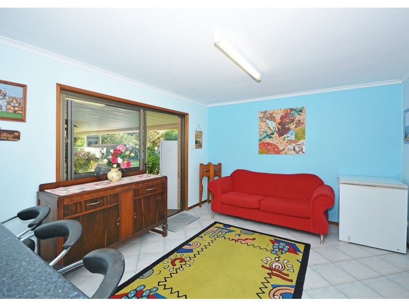 12 Verden Drive, Urangan QLD 4655