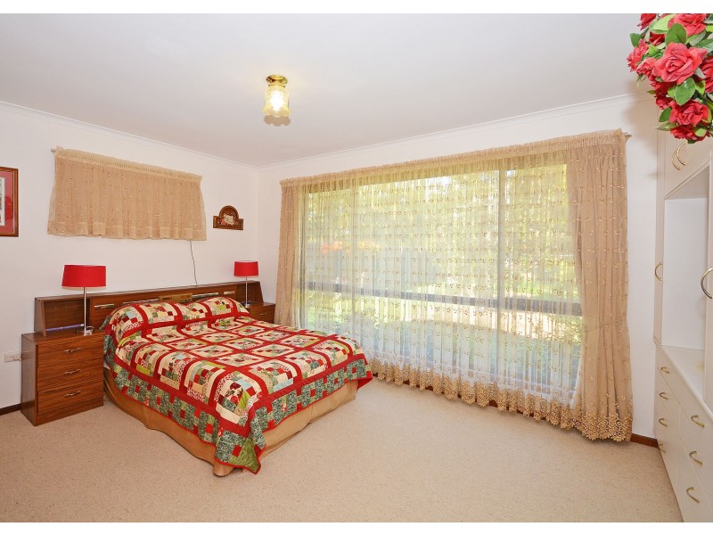 12 Verden Drive, Urangan QLD 4655