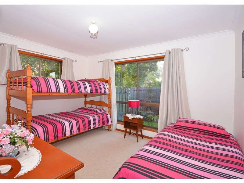 12 Verden Drive, Urangan QLD 4655