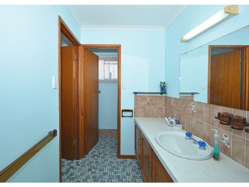 12 Verden Drive, Urangan QLD 4655