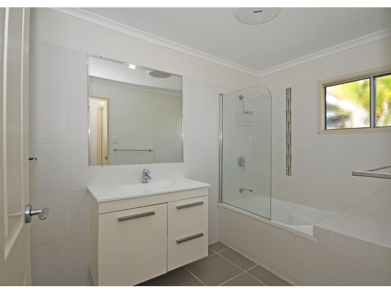 4 Beckwith Street, Torquay QLD 4655