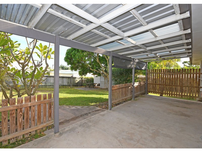 4 Beckwith Street, Torquay QLD 4655