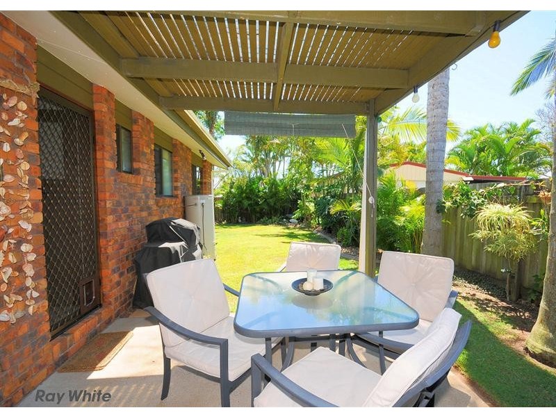 11 Granada Court, Point Vernon QLD 4655