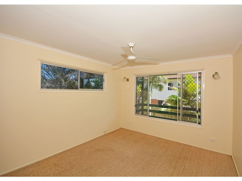 4 Tenimby Street, Pialba QLD 4655