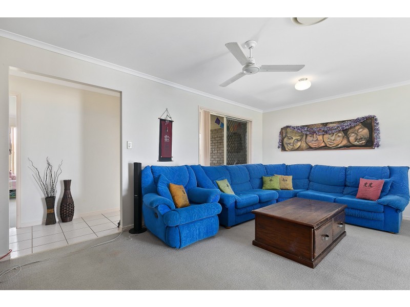 34 Archer Drive, Point Vernon QLD 4655