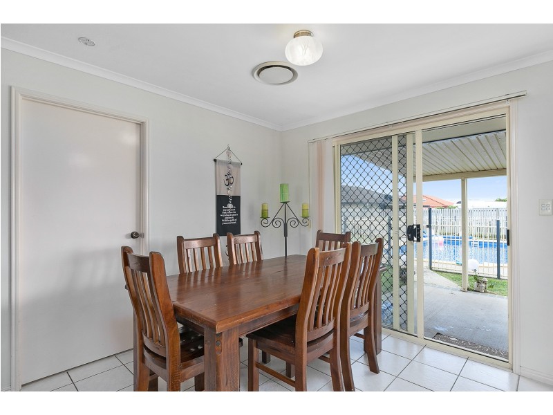 34 Archer Drive, Point Vernon QLD 4655