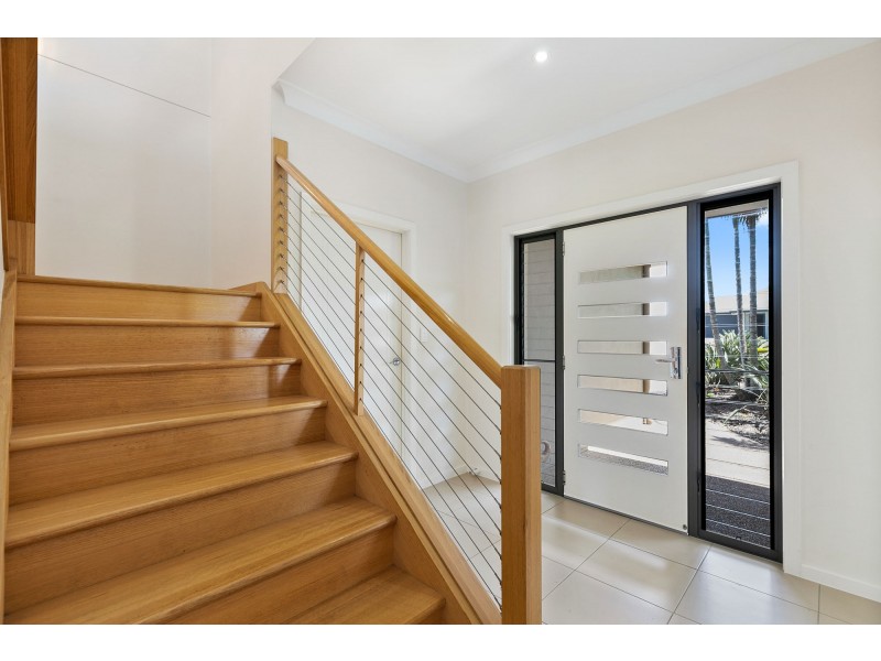 13 Brahminy Court, River Heads QLD 4655