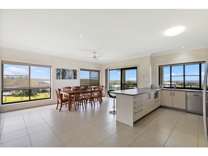 13 Brahminy Court, River Heads QLD 4655