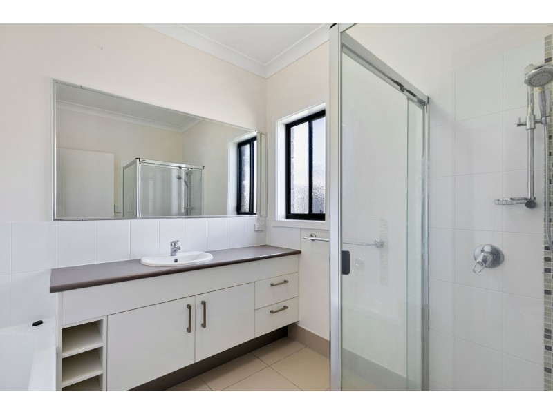 13 Brahminy Court, River Heads QLD 4655