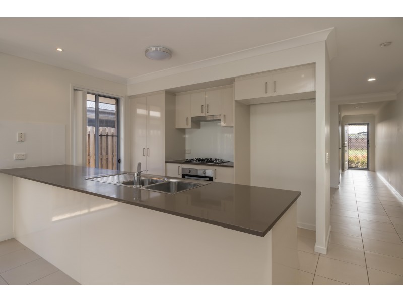 7 Reliance Rd, Urraween QLD 4655