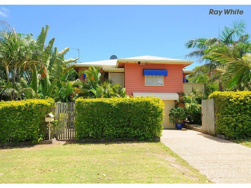 322 Torquay Terrace, Torquay QLD 4655