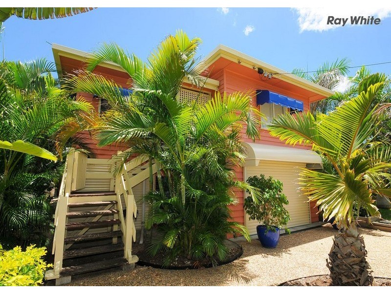 322 Torquay Terrace, Torquay QLD 4655