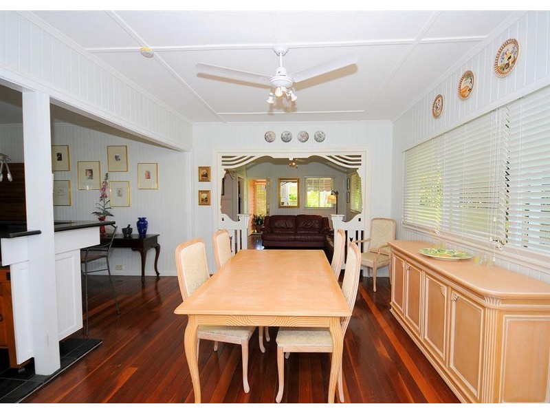 322 Torquay Terrace, Torquay QLD 4655
