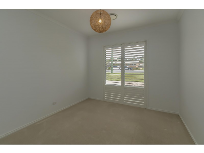 264 Boat Harbour Dr, Scarness QLD 4655