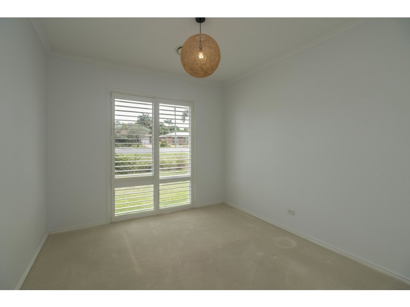 264 Boat Harbour Dr, Scarness QLD 4655