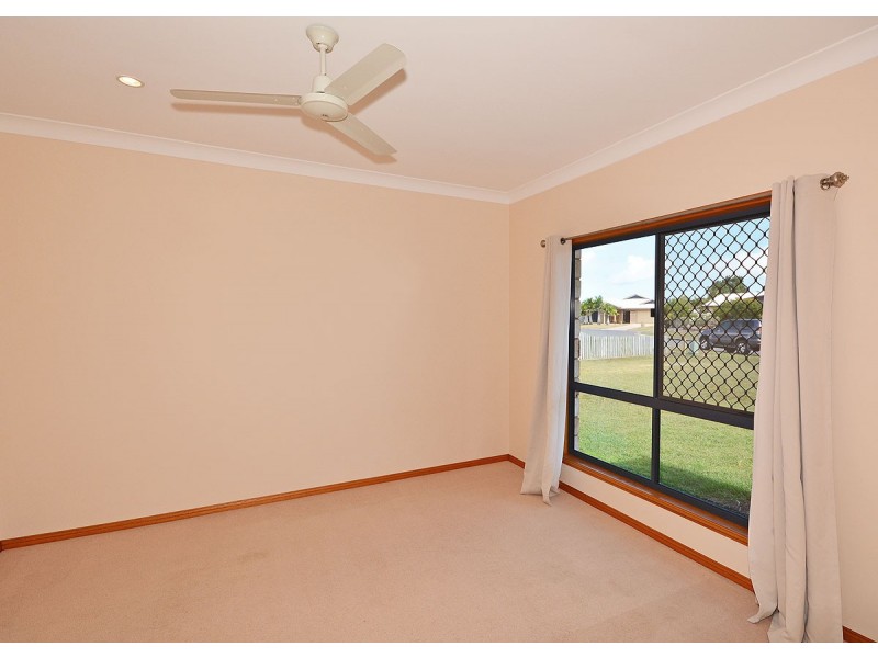 30 Sandalwood Drive, Wondunna QLD 4655