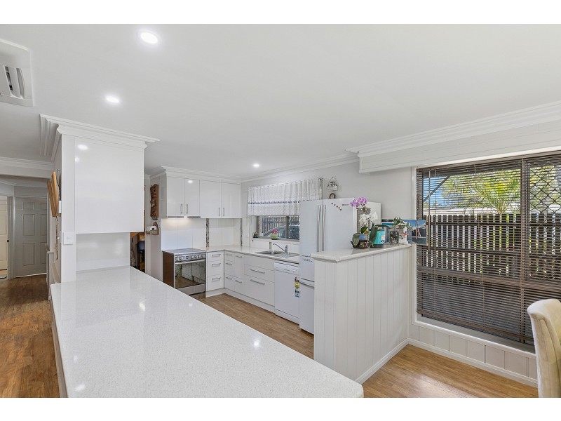 20 Keys Avenue, Torquay QLD 4655