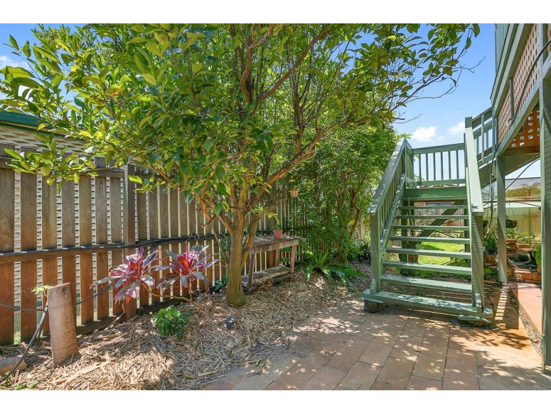 20 Keys Avenue, Torquay QLD 4655