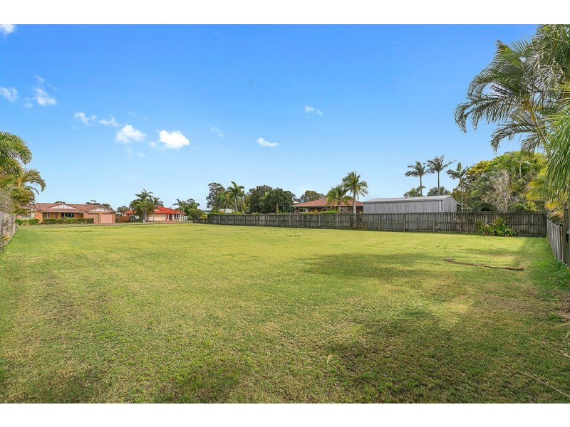 11 Merrilyn Court, Urangan QLD 4655