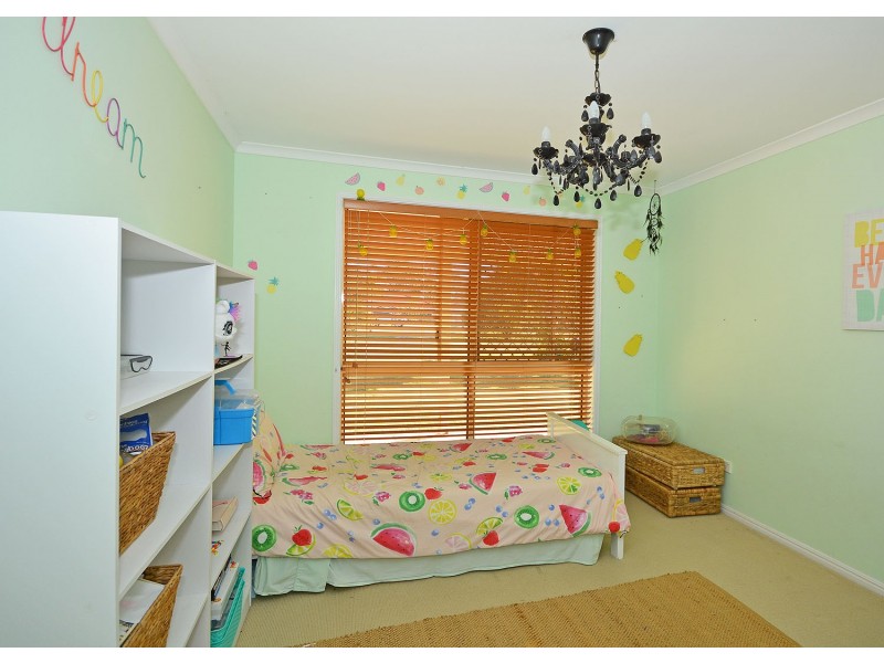 104 Seaview Drive, Booral QLD 4655