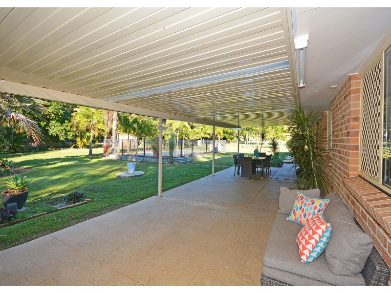 104 Seaview Drive, Booral QLD 4655