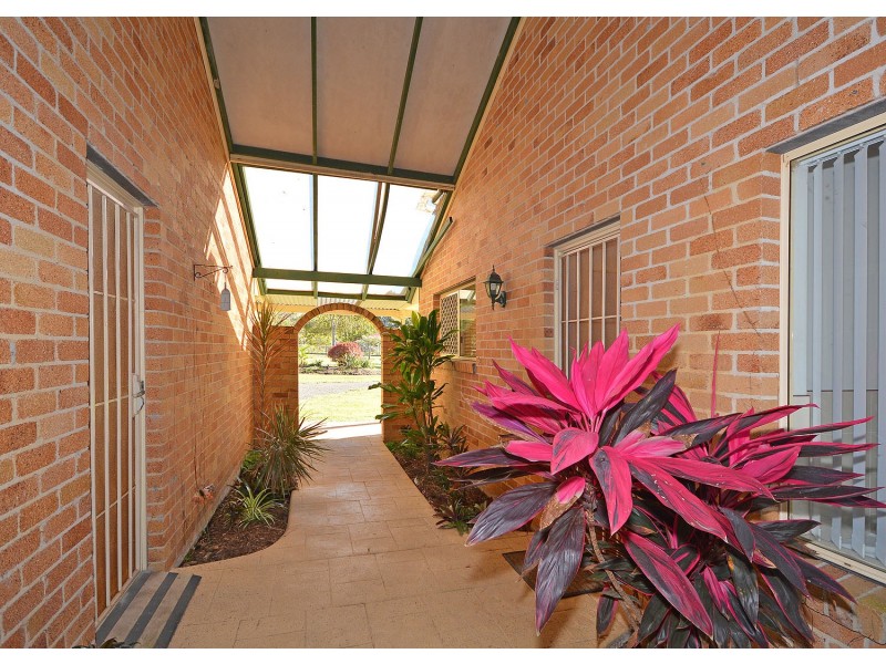 104 Seaview Drive, Booral QLD 4655