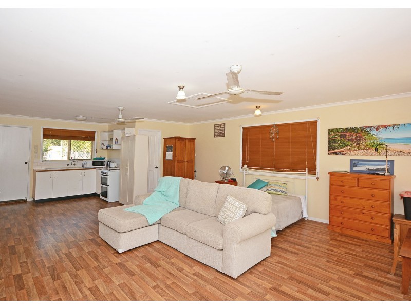 104 Seaview Drive, Booral QLD 4655