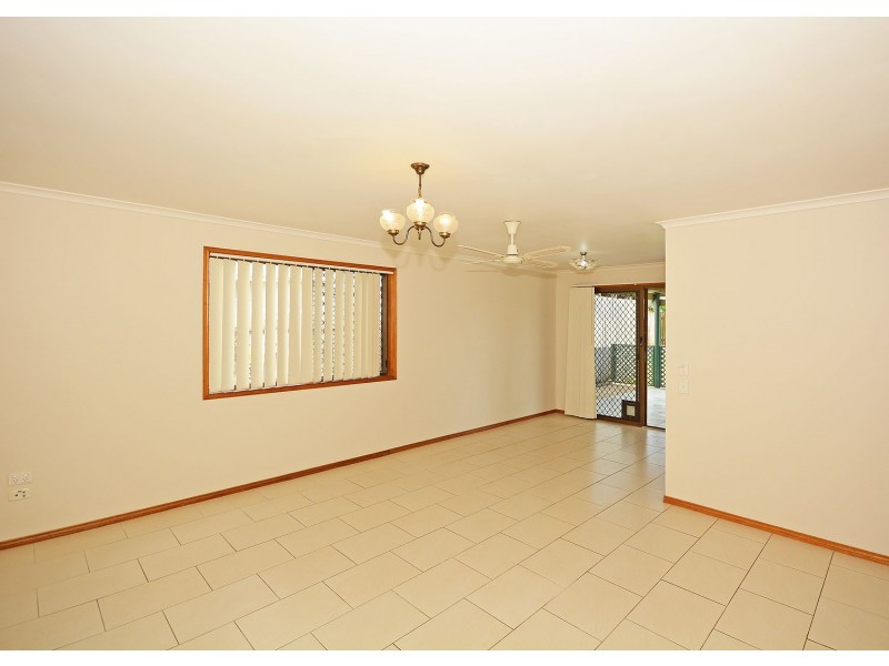 74 Old Maryborough Road, Pialba QLD 4655