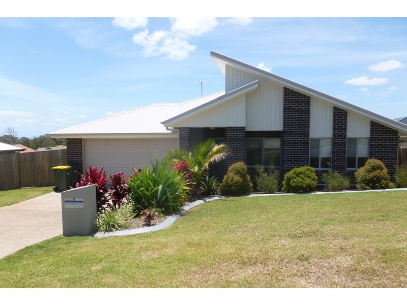 8 Parame Court, Nikenbah QLD 4655