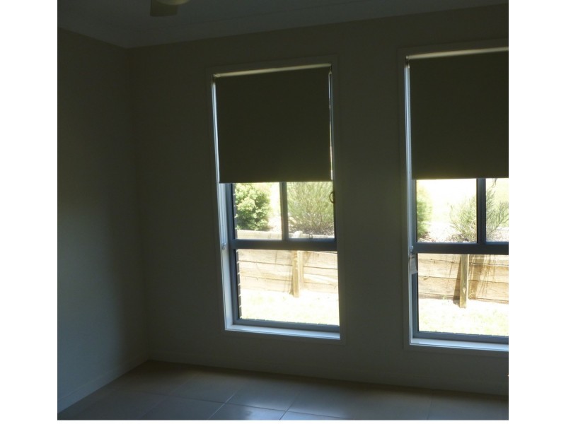 8 Parame Court, Nikenbah QLD 4655