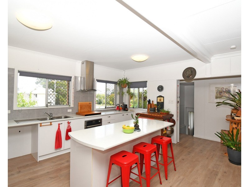 309 Torquay Terrace, Torquay QLD 4655