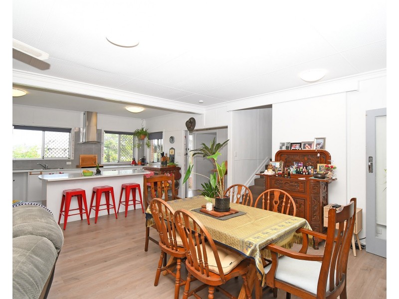 309 Torquay Terrace, Torquay QLD 4655