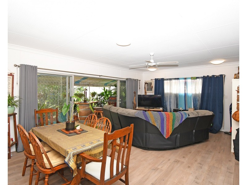 309 Torquay Terrace, Torquay QLD 4655