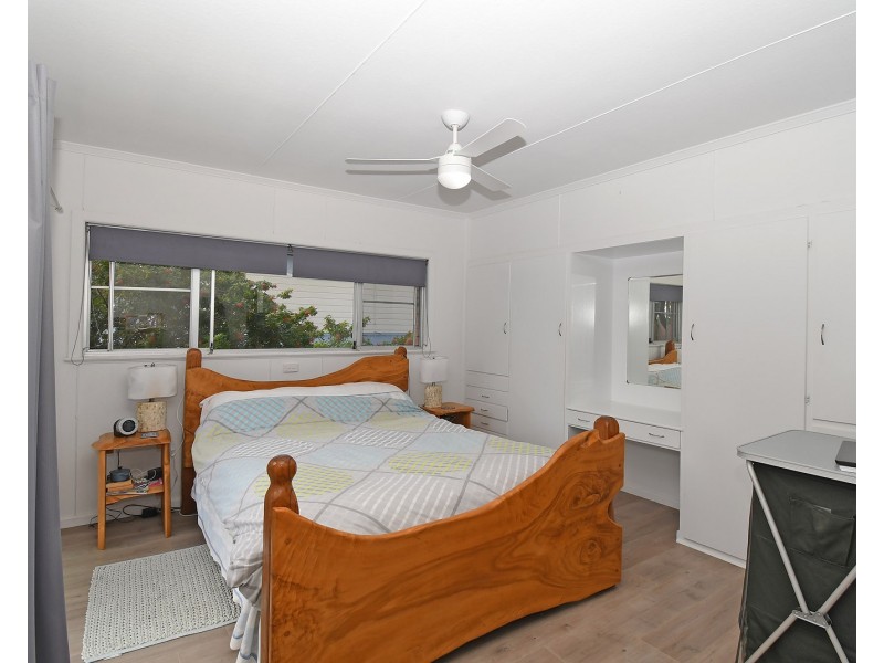 309 Torquay Terrace, Torquay QLD 4655