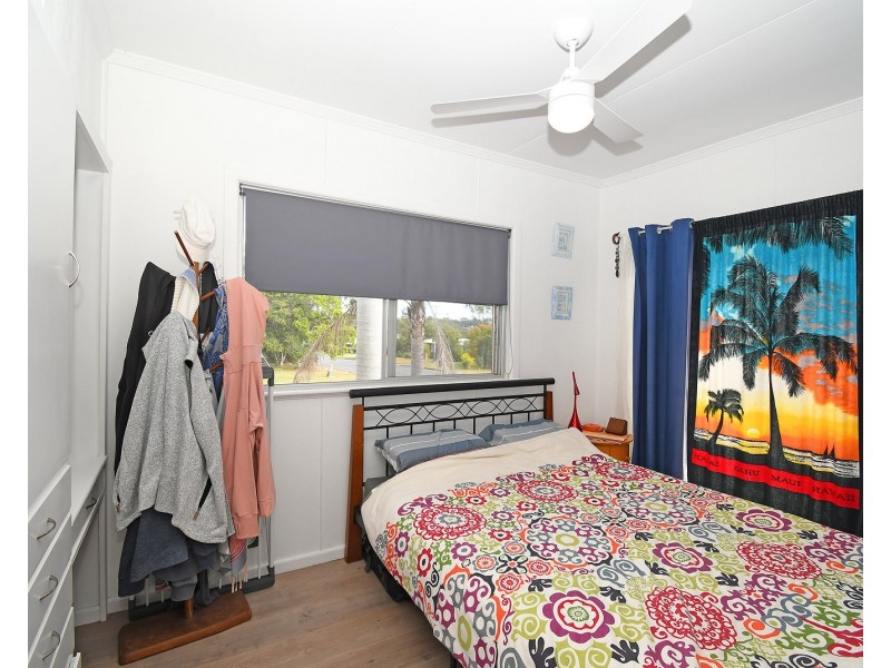 309 Torquay Terrace, Torquay QLD 4655