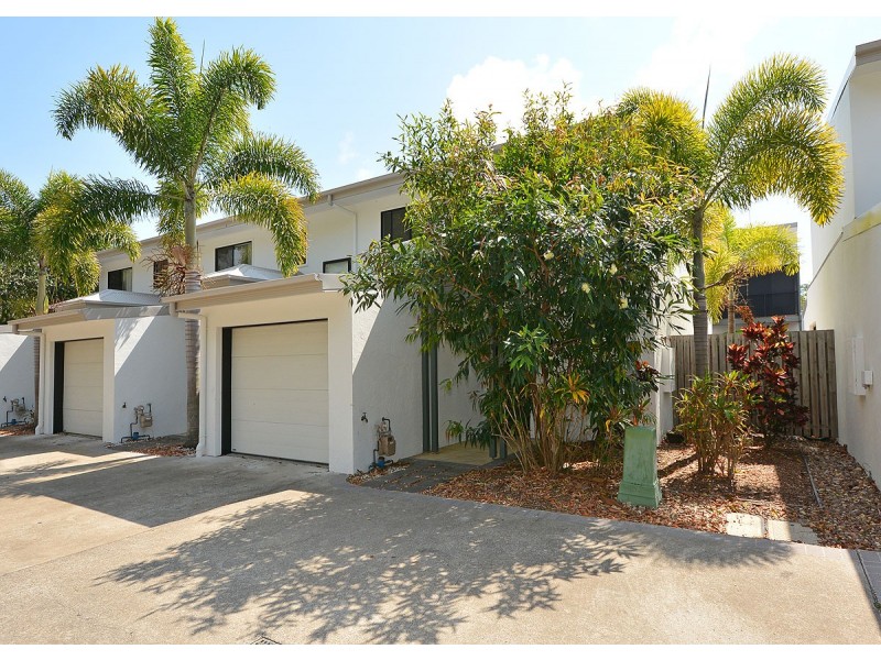 25/654 Esplanade, Urangan QLD 4655