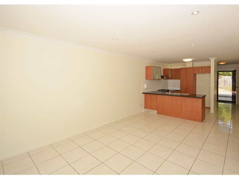 25/654 Esplanade, Urangan QLD 4655